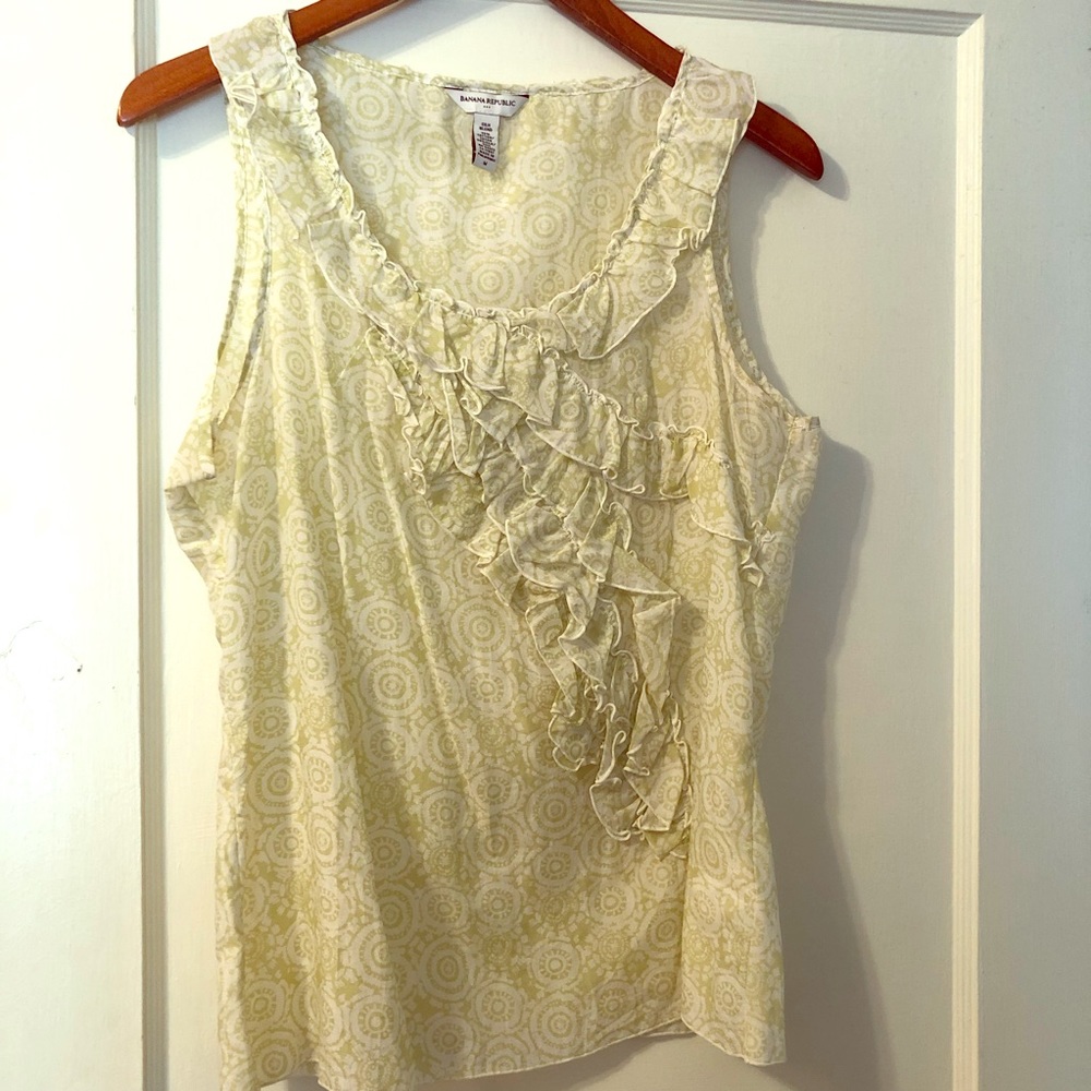 BANANA REPUBLIC FACTORY Silk Blend Sleeveless Top
